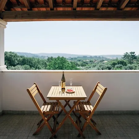 Casa de hóspedes Private Balcony Hot Tub 4*