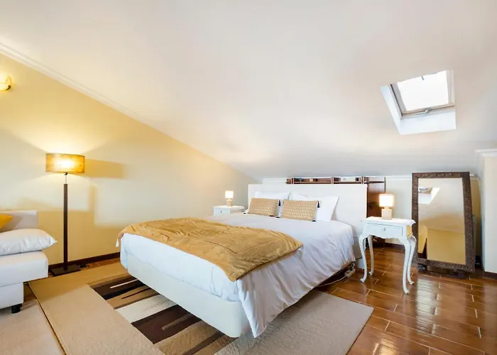 Private Balcony Hot Tub Aguda (Leiria)