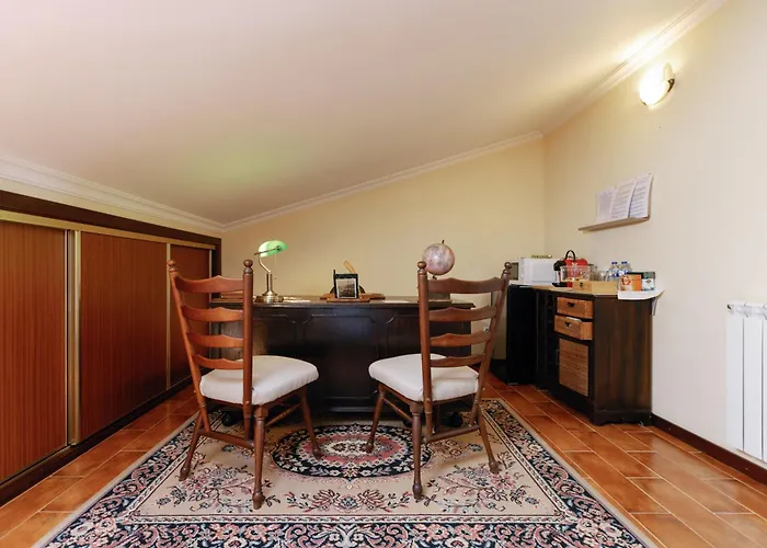 ゲストハウス Private Balcony Hot Tub Aguda (Leiria)